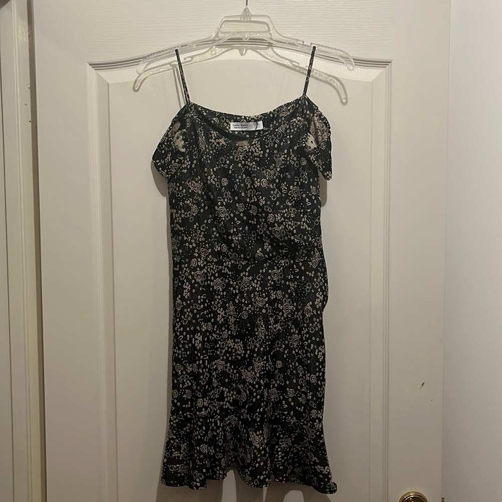 Zara dark blue v black and gold floral dress